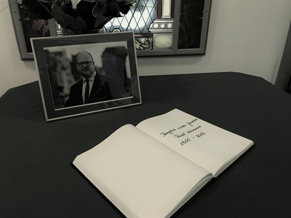 Odszedł Paweł Adamowicz